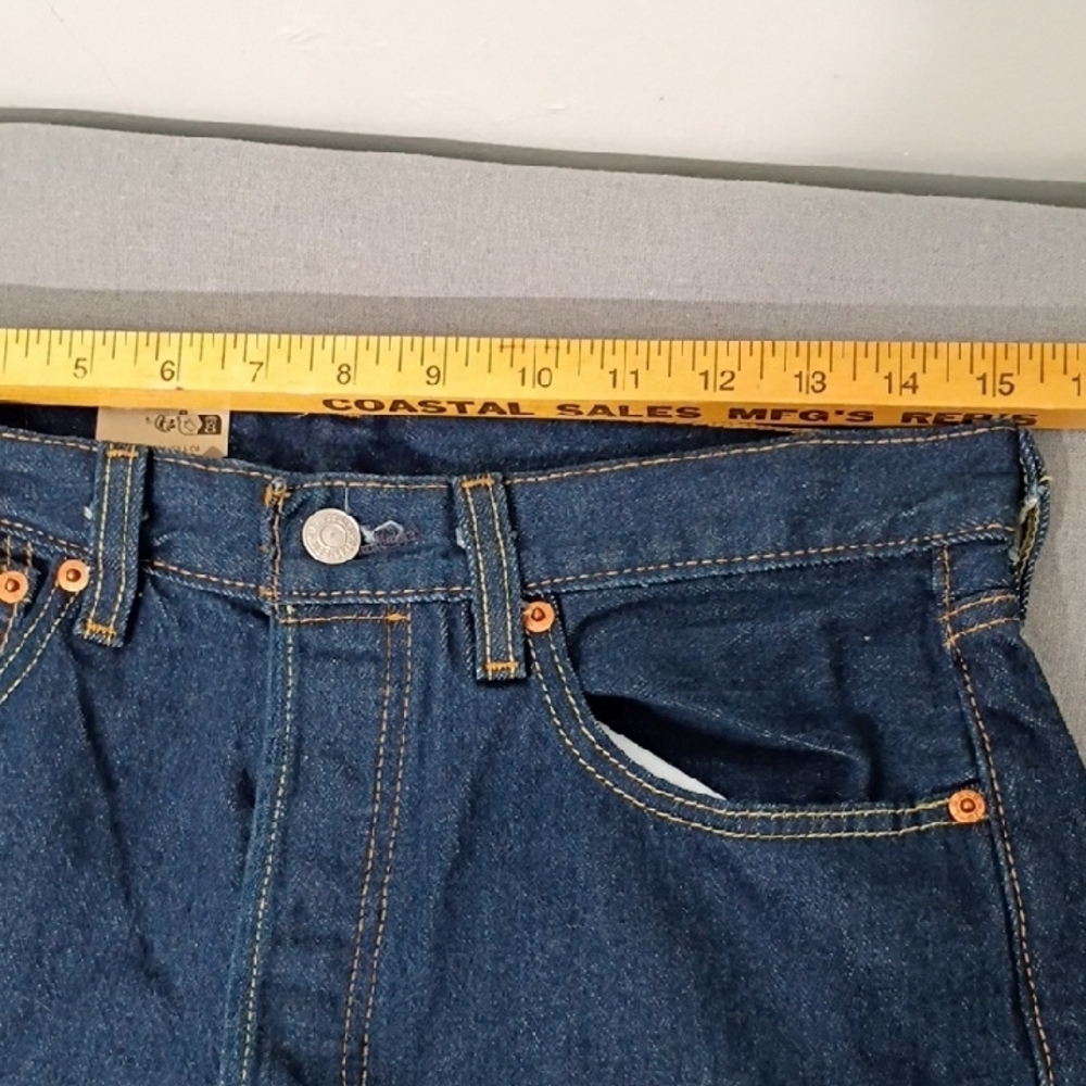 Levi's 501 Men's Dark Blue Straight Jeans Button Fly Size 32 - Picture 7 of 11